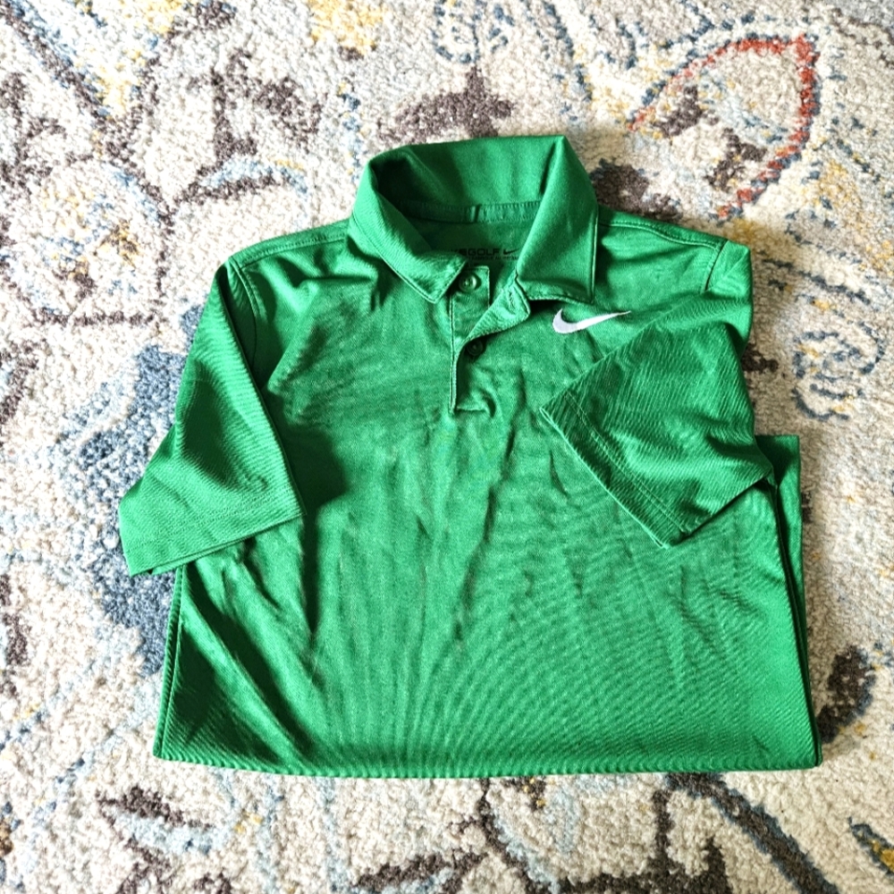 Boy Nike Golf Polo Size small Green